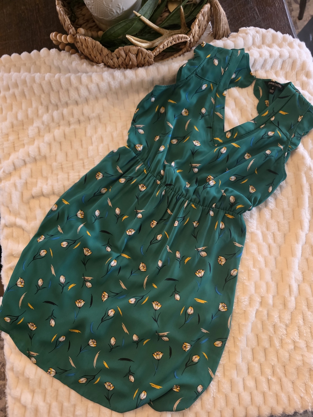 Green Floral Sleeveless V-Neck Dress